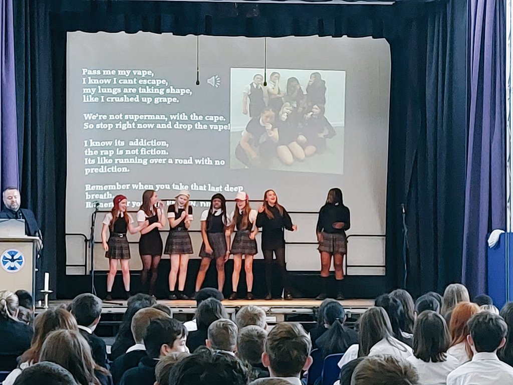 SASB Health and Well-being (@sasb_hwb) on Twitter photo S1's displaying confidence at the IDL showcase today with the theme of Mental Health <a href="/sasbhighschool/">SASB High School</a> #MentalHealthMatters S1's displaying confidence at the IDL showcase today with the theme of Mental Health <a href="/sasbhighschool/">SASB High School</a> #MentalHealthMatters