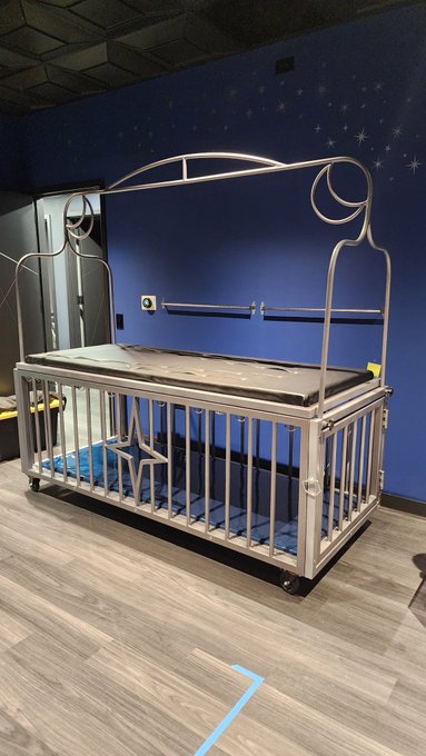 Get ready for the next one.. 🌙✨  Cage and cage table, all bespoke to the Celestial theme of the throne<a href="/tag/wickedretreat"class="tags"><span>#wickedretreat</span></a>