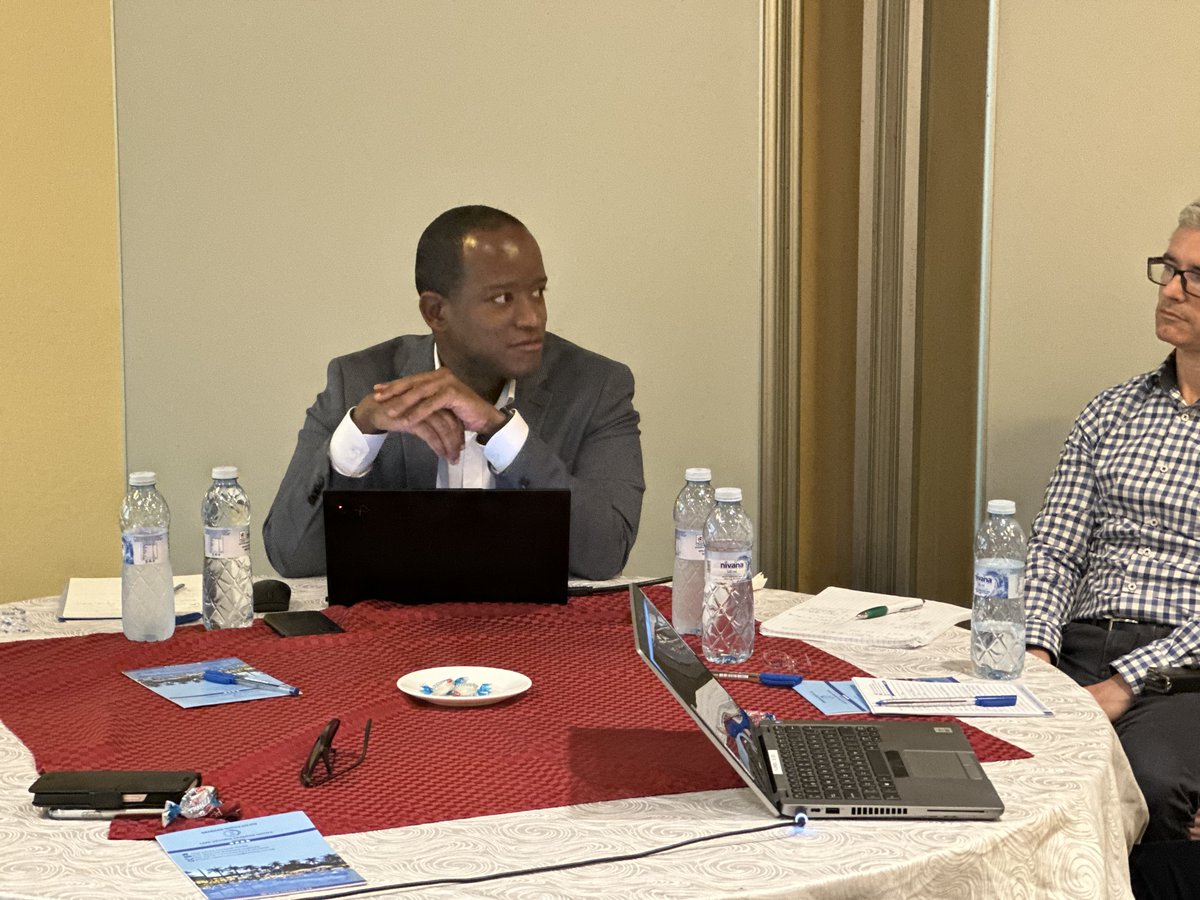 GGGIAfrica's tweet photo. Starting the session with, a presentation by Yves Patrick Karangwa, Senior Officer Investment and Project Development, on @gggi_Africa Program on #Acceleratingaccess to #Climateadaptationfinance and access to the #GCF. https://t.co/zCF9r3LbkK