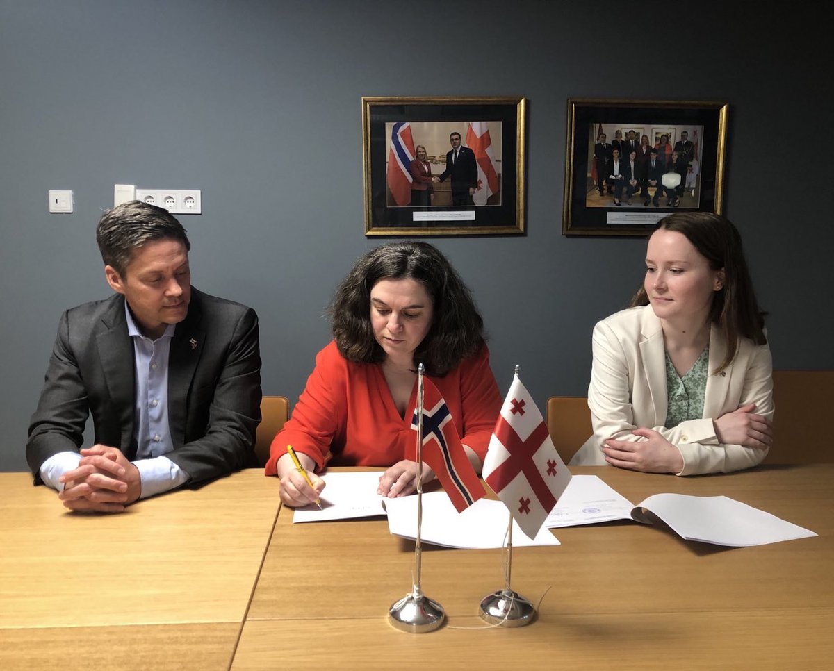 Thrilled to team up again with our trusted partner @GYLA_CSO to support work on the electoral system in 🇬🇪, this time with focus on electronic voting technologies. CSOs of 🇬🇪 deliver real positive change in citizens’ lives #NorwayinGeorgia