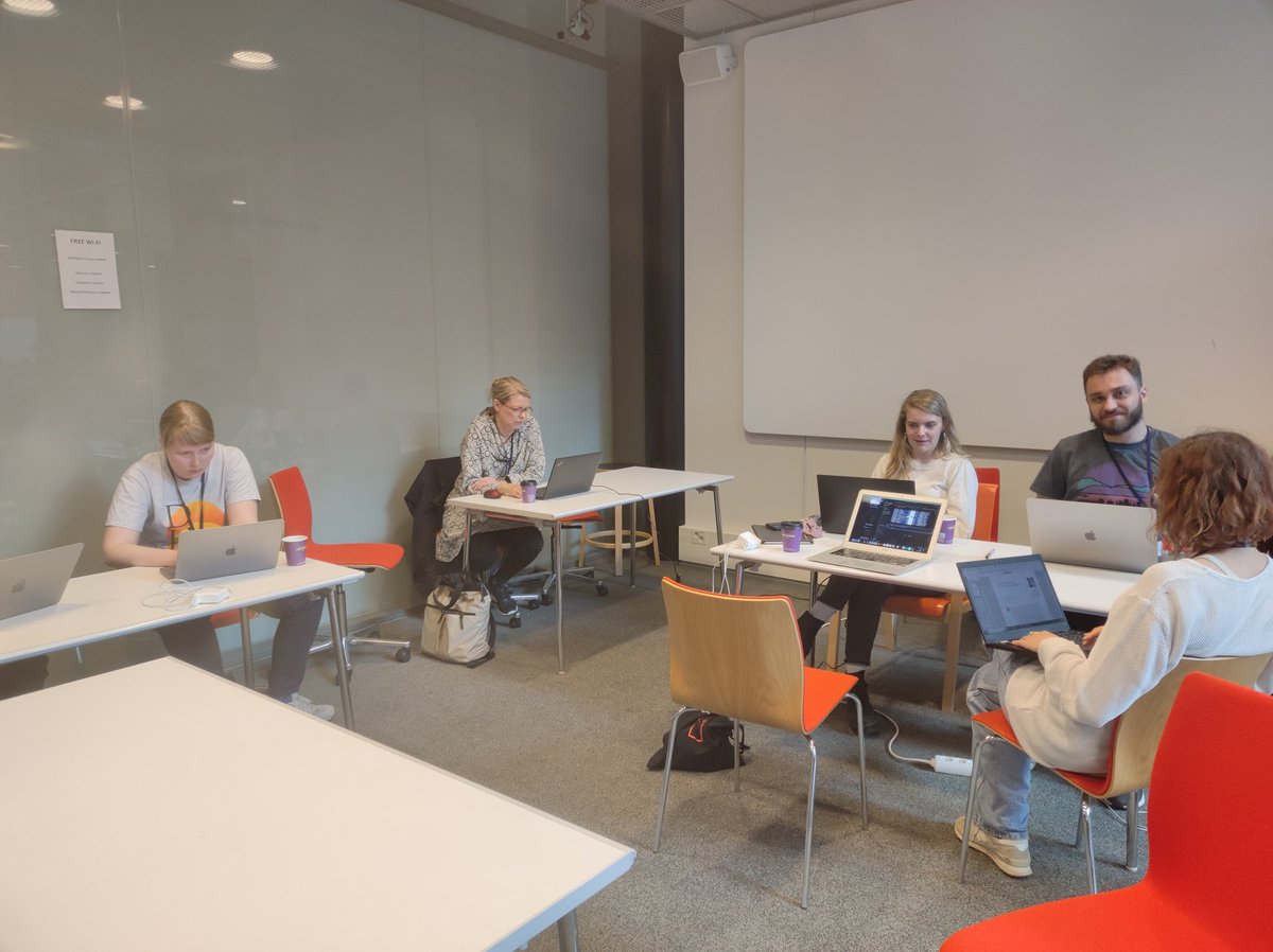 DHHackathon23's tweet photo. How do people express themselves online and how does this influence the way they express their opinions on a certain topic? Work is in progress! Follow #DHH23 for more updates! #onlinedynamics https://t.co/n3K6hnACmF