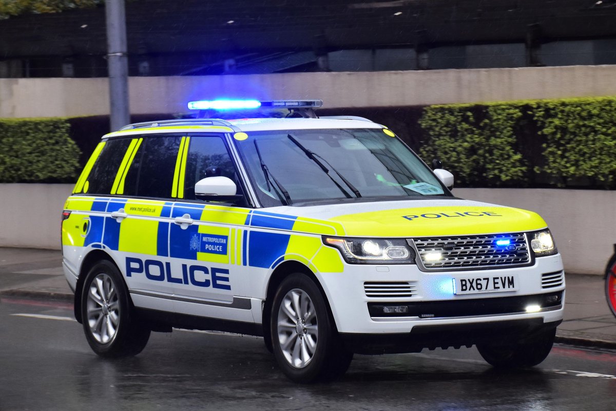 ShaunfromDurham's tweet image. Some pics of @metpoliceuk Range Rovers from the #kingscoronation, shame these will likely not be replaced by new Range Rovers