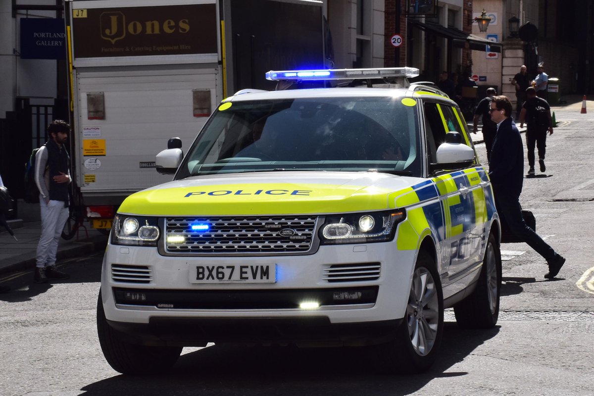 ShaunfromDurham's tweet image. Some pics of @metpoliceuk Range Rovers from the #kingscoronation, shame these will likely not be replaced by new Range Rovers