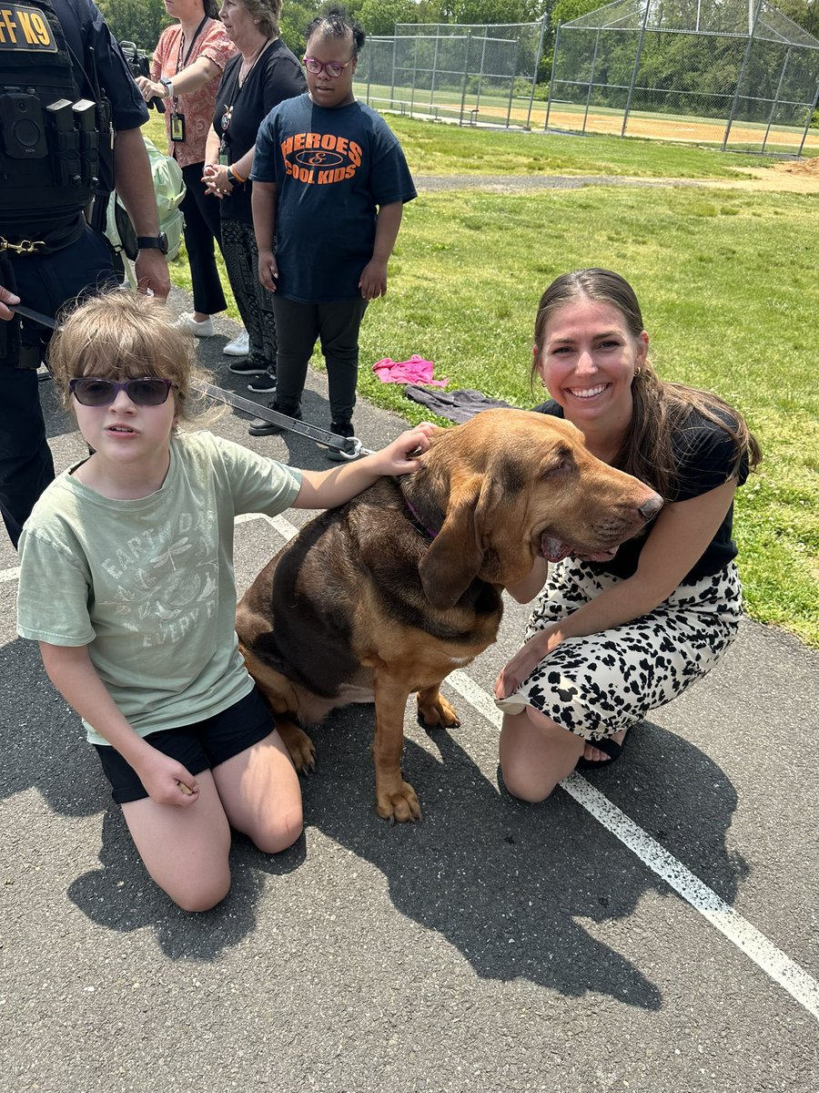 Nikki Gwiz tweet media