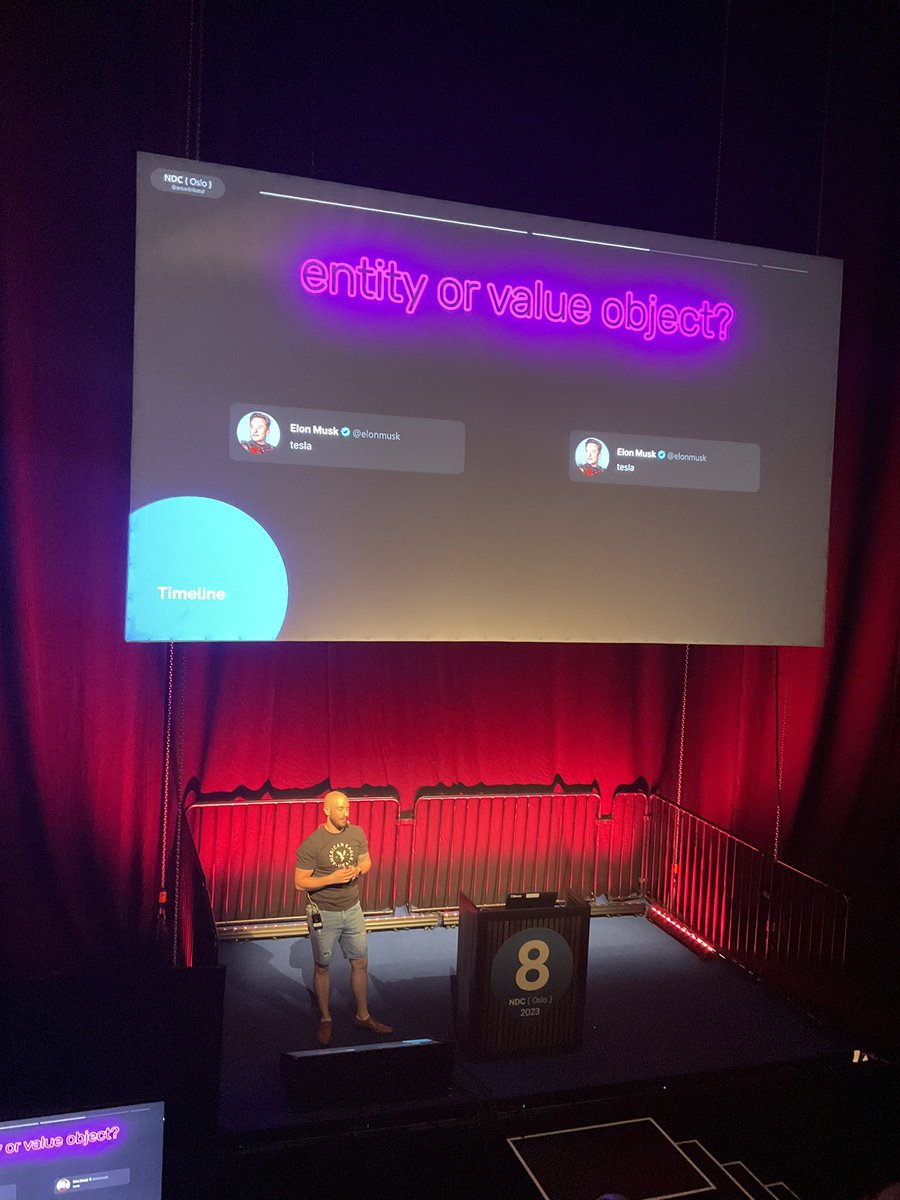 Really good talk from <a href="/amantinband/">Amichai</a> about #DDD on a easy entry level at #ndcoslo