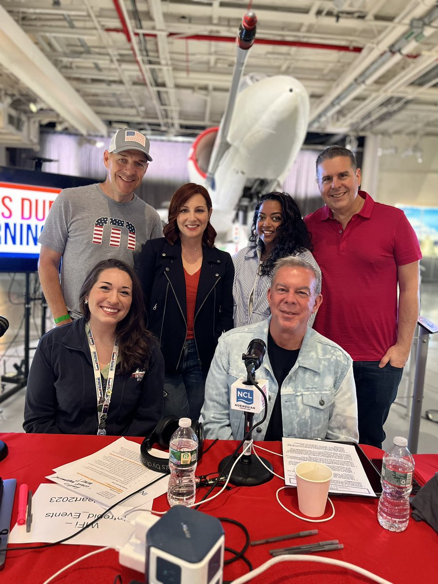 Intrepid Museum tweet media