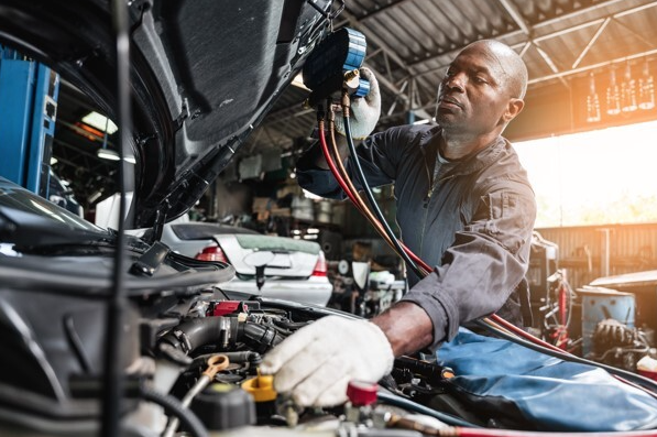 AutoSplashSpla1's tweet image. Arriving at the office with 🤽sweat-stained shirts? We can fix that with our auto air conditioning repair service. SAVE with this offer. See our ad in Ad Pages Magazine! Exp. 6/15/23 #AutoAC #AutoACRepair #AutoACCharge AutoSplishSplash.com