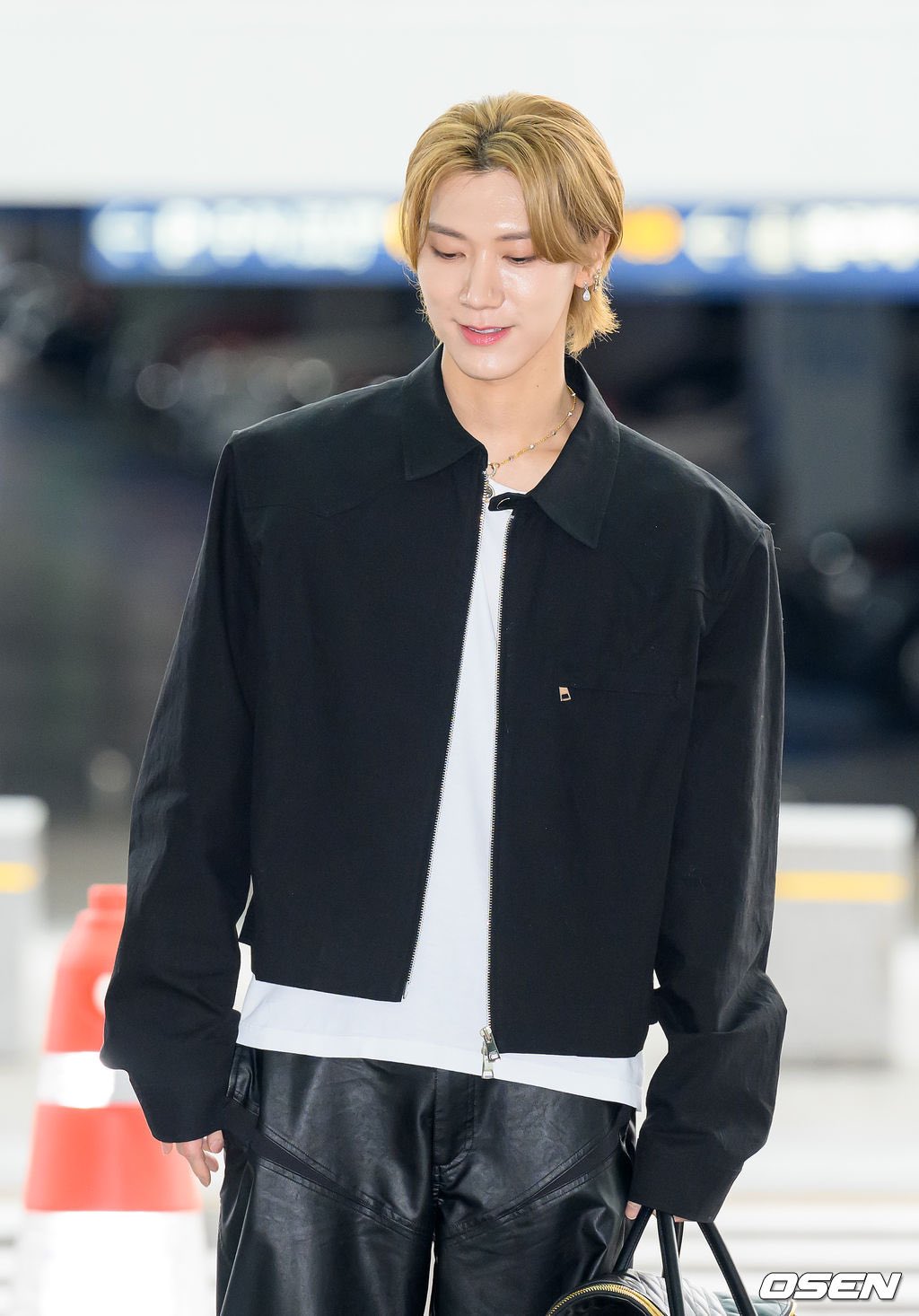 【新品未開封】威神V WayV Phantomペンミ　ツアー　Tシャツ 418fCdiHqVL._SS200_.jpg