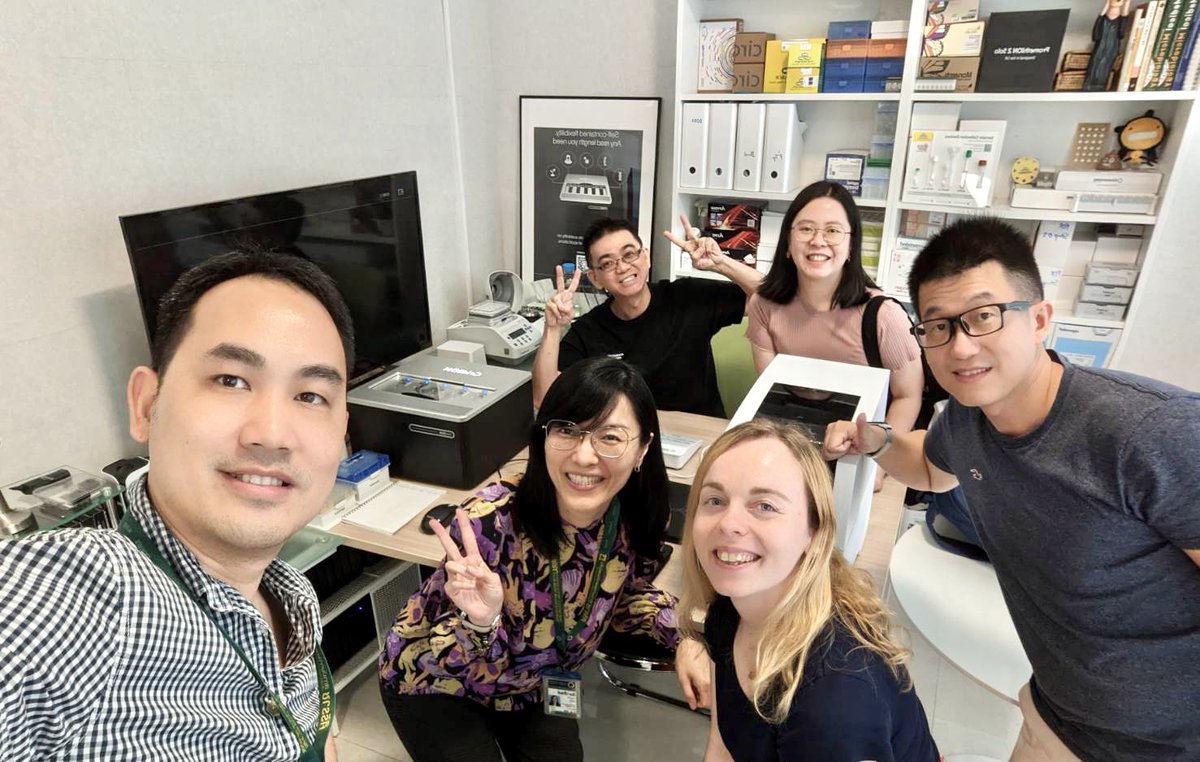 Thidathipw's tweet photo. 🧡🥳 #ONT #OND #friendship #GridION #P2solo #Mk1C https://t.co/YrzyqnYuRy