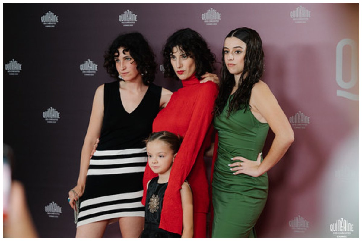 Deadline tweet media