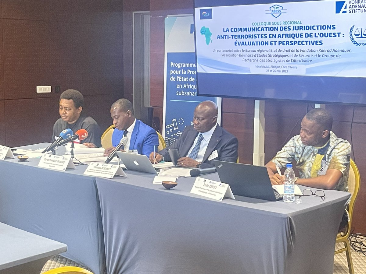 RTI_info's tweet photo. 🇨🇮 Abidjan accueille un colloque sous-régional sur « La communication des juridictions anti-terroristes en Afrique de l’Ouest : évaluation et perspectives ». L’activité est organisée par le #GRESCI, l’#ABESS et @KAS_Etatdedroit. #RTIinfo https://t.co/qbm3G2Ofxd