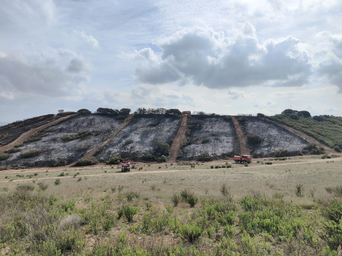 UMEgob's tweet image. La colaboración en la lucha contra incendios forestales es fundamental 🤝

Por ello, el #BIEM4 realiza ejercicios conjuntos en el Campo de Maniobras de Agoncillo (La Rioja) con @briflubia y Cuadrilla de Acción Rápida de IIFF #CARIF de @lariojaorg

#StopIncendios🔥