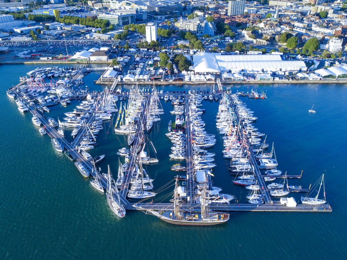 Is it a bird? Is it a plane!? 

Look at this incredible drone shot of the marina, showcasing some of the 350+ boats on display at the show last year. Keep an eye on the skies at this year's show, we have lots more exciting things coming👀

#SIBS23 #droneshots #dronephotography