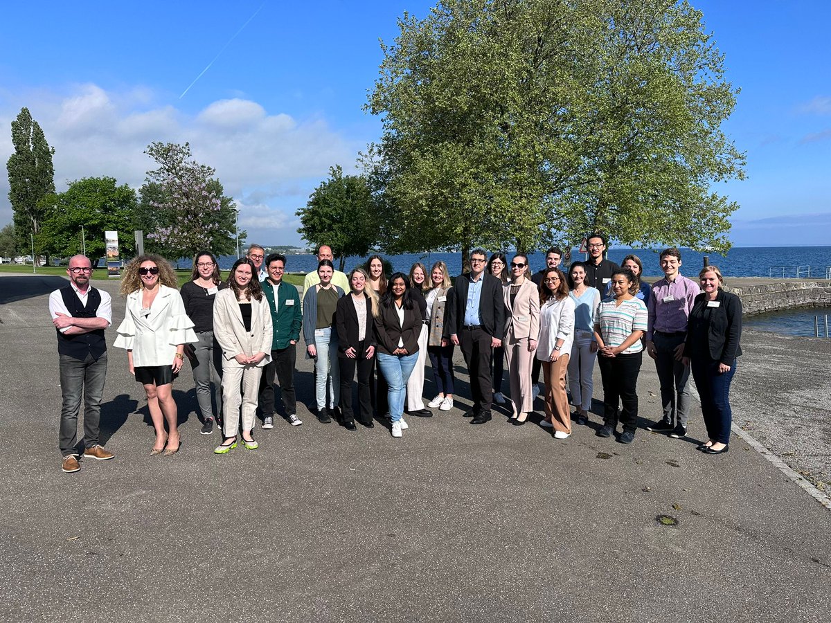 Shrunal1's tweet photo. St. Gallen meets Tübingen Symposium 2023
We as AG Flatz are divided at two places and this symposium was a great opportunity to meet and present our work with our fellow labmates 👩‍🔬👨‍🔬⚛️🧪🥼
Added bonus was the beautiful view of the Bodensee lake 😍 https://t.co/9SsXRM0Cop