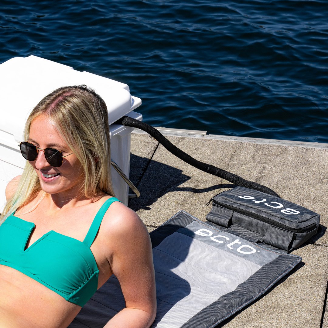 EctoLifestyle's tweet image. The Cooling TOPR is our most versatile innovation yet!

🧺 Share it with a friend at a picnic
🏕️ Lay it over your sleeping bag
🏖️ Roll it out on the beach or the lake

Enjoy 9 hours of cooling down to 45 degrees! ❄️

#Ecto #Camping #CampingChair #Outdoors #Nature #Travel #Explore