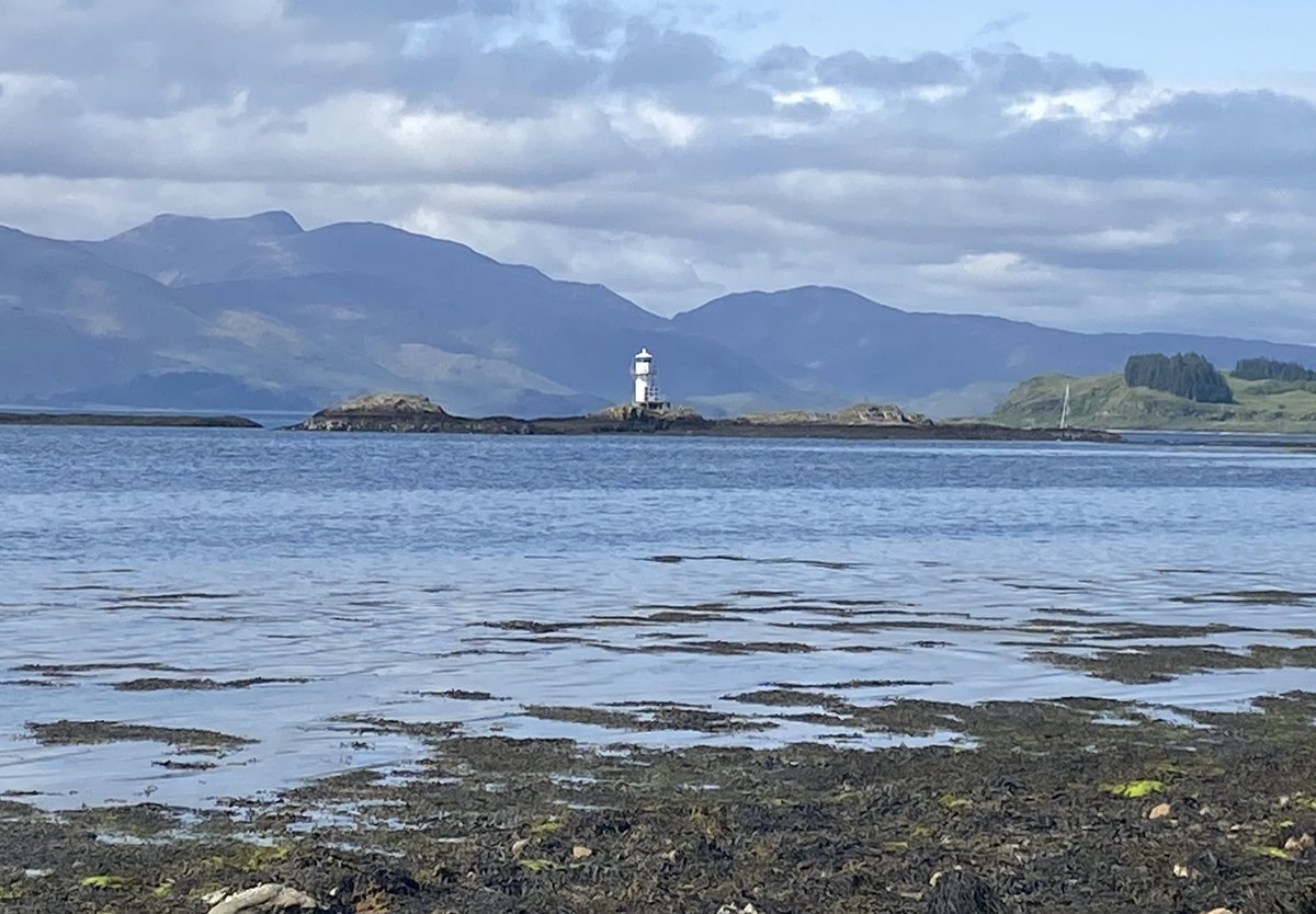 In Port Appin for a glorious week. Some outdoor sketching of the stunning views. #portappin #westcoastscotland