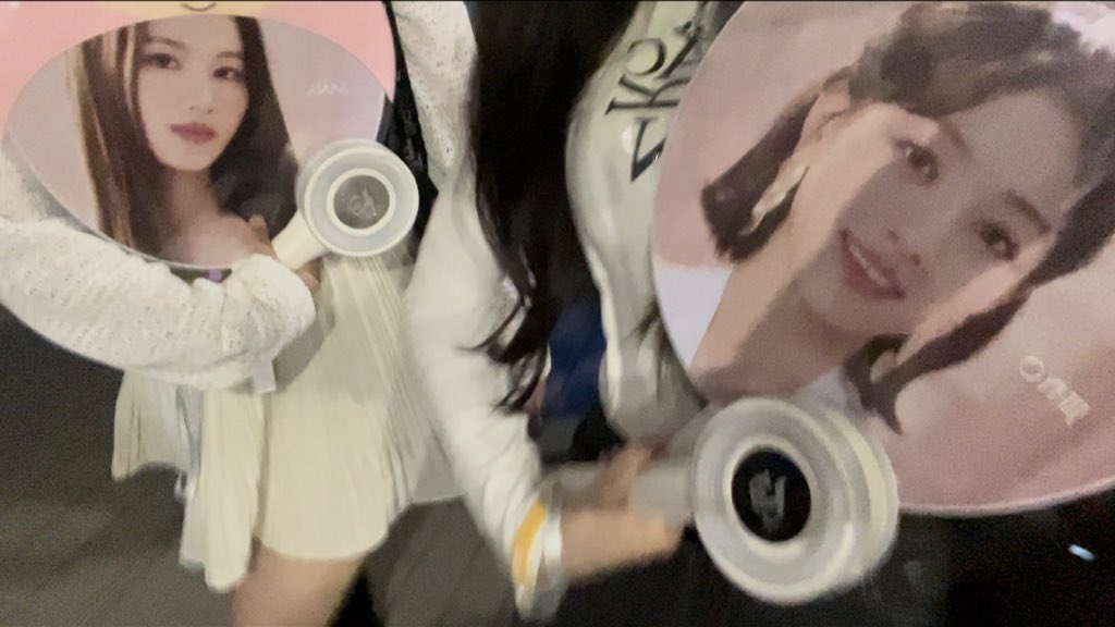 purin___0201's tweet photo. ツイートひさびさすぎて！！！！！
こないだ3年ぶりにTWICE見れてONCEできて楽しかったからまたこの垢動かそうな💭 https://t.co/63RWdIjCWU