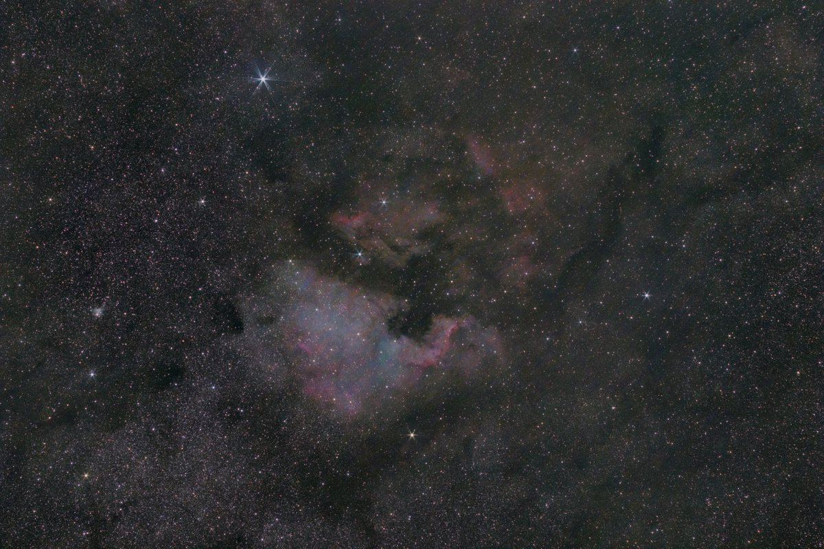 AstroUPV (@astroupv) on Twitter photo Foto de NGC7000 hecha junto a la gente de <a href="/euroaviavlc/">EUROAVIA València</a> desde Utiel, Valencia.
Datos de captura:
- 133 lights x 30"
- 20 bias
- 10 darks
- f/5.6
- Canon 80D + Pentax Takumar SMC 135mm f/3.5
- Montura celestron cg5-gt
- Programas usados: pixinsight, photoshop, dss
#cielosESA Foto de NGC7000 hecha junto a la gente de <a href="/euroaviavlc/">EUROAVIA València</a> desde Utiel, Valencia.
Datos de captura:
- 133 lights x 30"
- 20 bias
- 10 darks
- f/5.6
- Canon 80D + Pentax Takumar SMC 135mm f/3.5
- Montura celestron cg5-gt
- Programas usados: pixinsight, photoshop, dss
#cielosESA