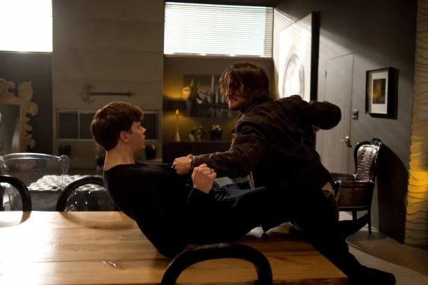 The_KingKas's tweet photo. Like your literally telling me this isn’t a love confession scene ?!?!? Are you sure !!??! #hemlockgrove #romancek https://t.co/pqmvUopJ70