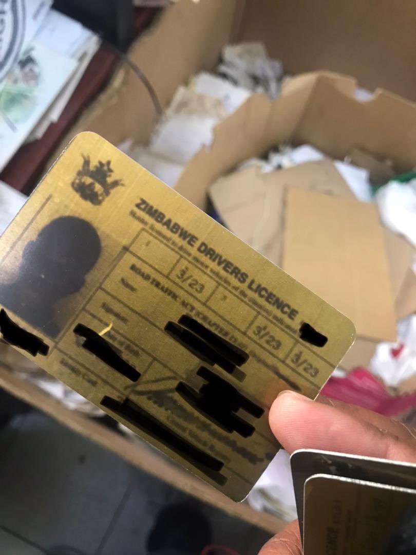 TheLifeZoomer's tweet photo. Look at this License received today by a friend. What rubbish is this honestly. https://t.co/JIRRkyvNzS