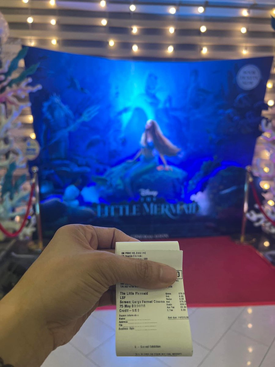 TSjazzie's tweet photo. I still remember when i watched this in cartoons yet now still it brings back the kid in me ! Watch it on 3D ! โค๏ธ๐
#TheLittleMermaid #travelust #travelgoal #PLHIV #hivdiaries #altercebu #PLHIVcebu #LifesJourney #transPOZ #lifegoesOn #brokenfighter #lumalaban https://t.co/DRWHZoX5fd