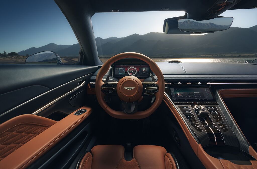 HWM_AstonMartin's tweet photo. All-new intelligent cockpit. A perfect blend of analogue and digital and the highest definition touch screen in its class.
This is innovation at its most luxurious. 

This is DB12.

#AstonMartin #DB12 #ICONDRIVEN https://t.co/I58Hi2ODpT