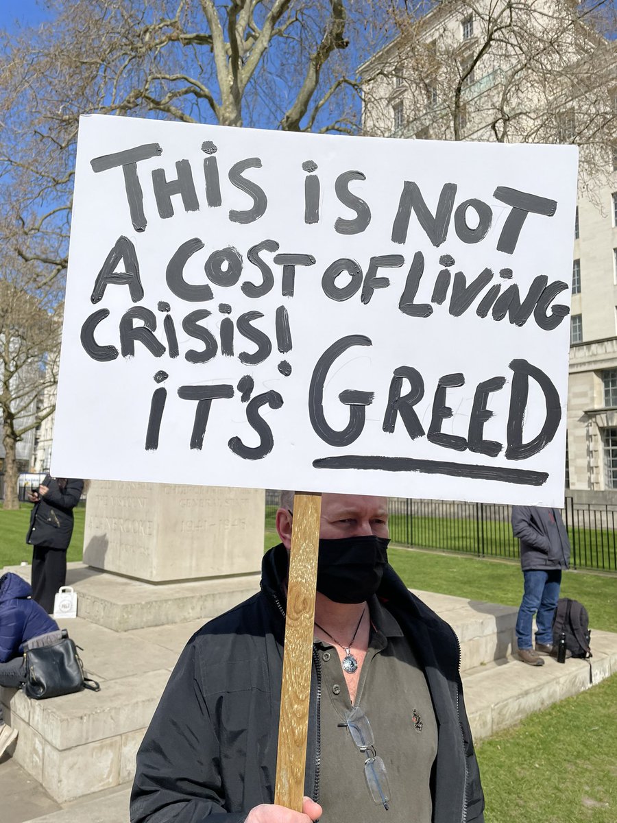 Britain_People's tweet photo. 🔴ENERGY BILLS SOAR

OFGEM announces energy price cap

YOUR energy bill will be £2,074 this next year (from July)

An 80% RISE in your energy bill compared to 2 yrs ago

BUT wholesale gas today is 4p per therm CHEAPER than 2 yrs ago

👉IT'S A SCAM.

@BeckettUnite https://t.co/uI4n8hKpI2