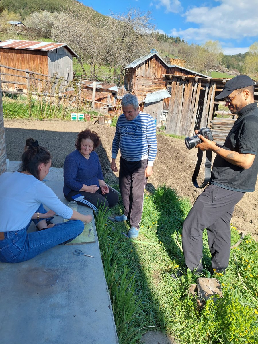 Pinch me! I've had the opportunity to collaborate with former Noma chef David Zilber and evolutionary ecologist Veronica Sinotte, exploring traditional yogurt fermentation practices in my village in Bulgaria. I'm immensely grateful to <a href="/RRobDunn/">Rob Dunn</a> for making this dream a reality!