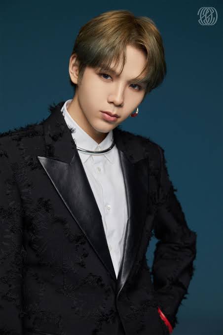 [PROFILE] SM New Boy Group member 

▪️Osaki Shotaro (大崎将太郎/쇼타로)
▪️November 25, 2000
▪️First introduced on September 2020 as the new member of NCT

#SMNBG #SHOTARO #쇼타로