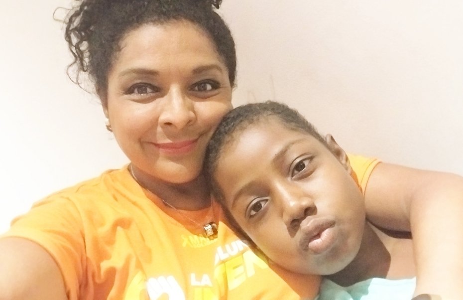 PaolaSmith2812's tweet photo. La más acolitadora, mi chica tik tok desde Machala. Dios te Bendiga mi hermosa Ema❤️💪🏽🎗🙌🏽 #acompaña #Bendice #visita #Alienta #alegra #abraza #ama #ora #voluntariado #amomilabor #donatiempo #soylavoluntariaintensa 🙋🏽♀️💕💪🏽🎗 #rt https://t.co/aiLip9Wta1