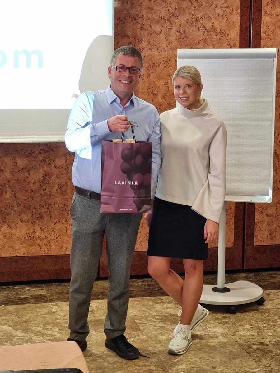 NetInsight's tweet image. 📸 Last day at our partner event in Madrid, featuring #MoMe's customer case on #NimbraEdge and #Sekom being recognized as our "Partner of the Year." Grateful for the inspiring moments and strong partnerships forged during the event. @NetInsight #PartnerEvent #Madrid #Partnerships