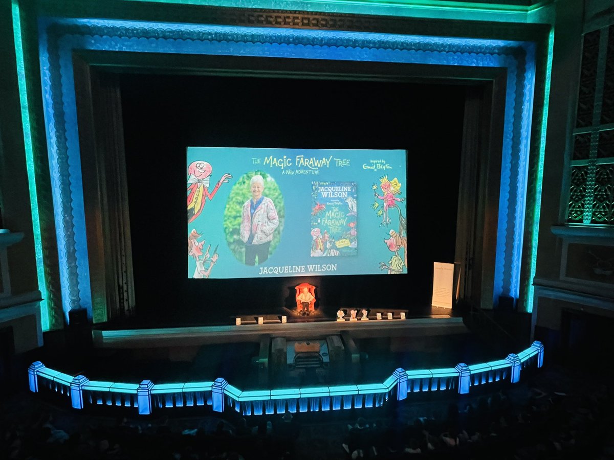 StJosephsSK1's tweet photo. What a fabulous morning at Stockport Plaza for the Simply Books Jacqueline Wilson event! The children were thrilled to meet her and listen to her wonderful life story! #simplybooks #jacquelinewilson https://t.co/dDkBwNZd3y