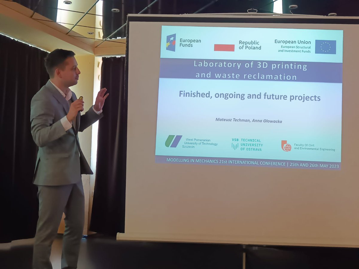 Mateusz_Techman's tweet photo. Happy to present goals of our new project at @vsbtuo. 
Looking forward to co-operate with our Czech colleagues!
Now, back to traditional, local beer with @Paw_Sikora and @fed_kar https://t.co/H8j8paiFLa