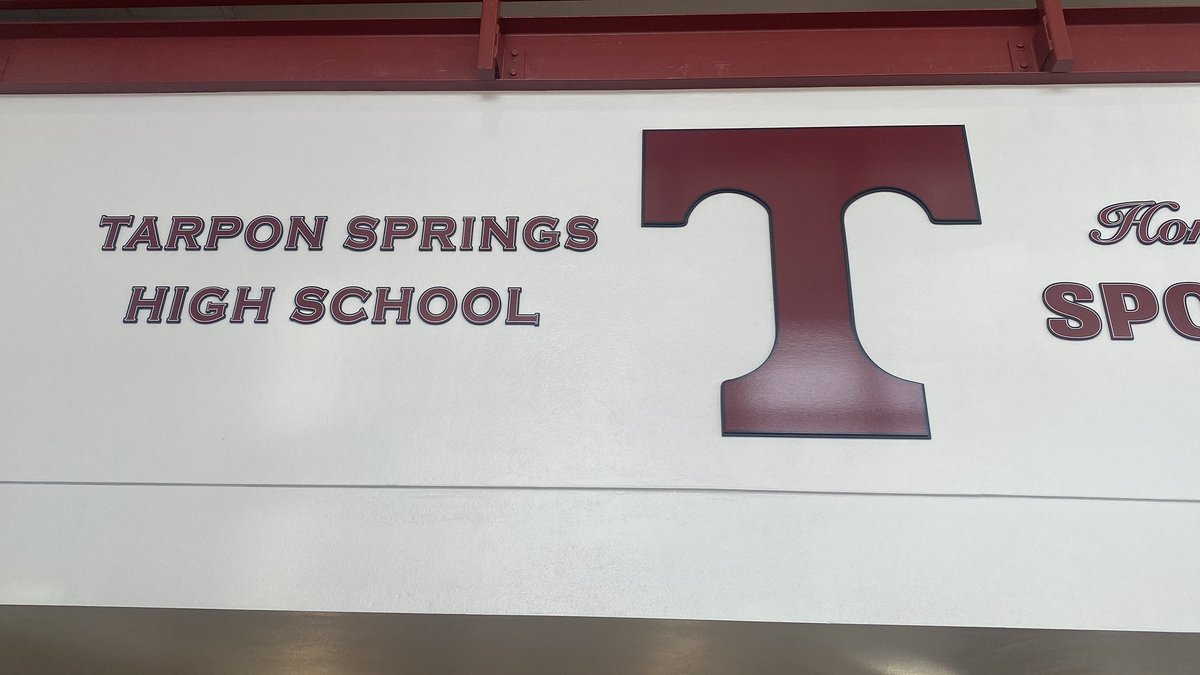 Aloha good morning  Tarpon spring high , beautiful day to be a spongers