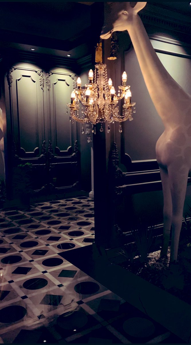 اترك كل من لا يليق بقلبك .