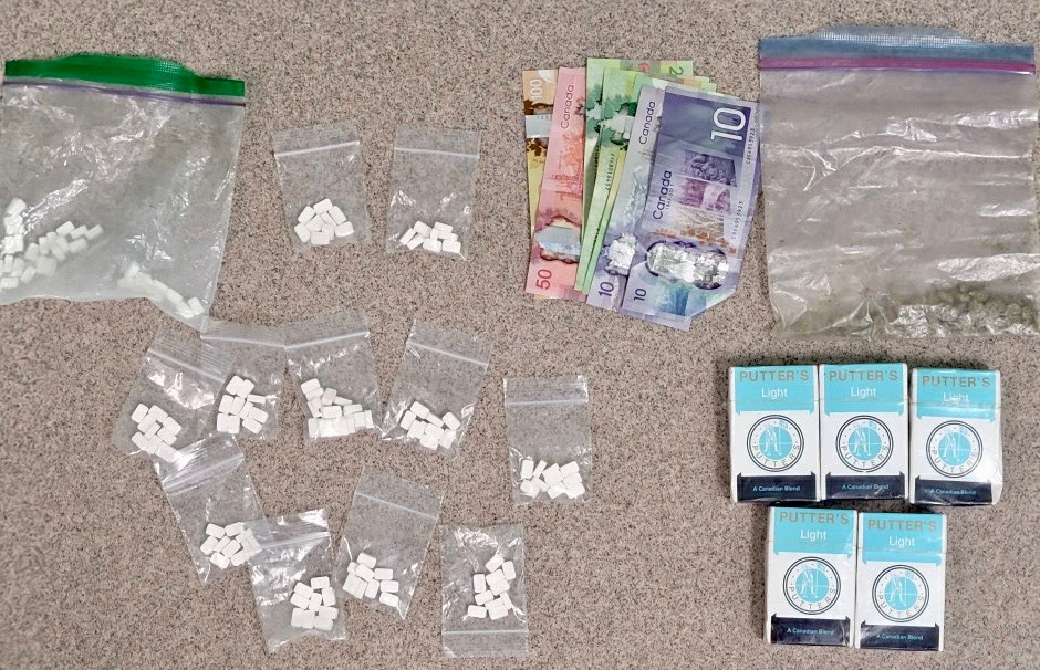OPP_ER's tweet photo. #GrenvilleOPP last night was involved in 3 separate #ImpairedDriving investigations, 2 involved drugs. One officer was part of all 3 - made 2 of the arrests, one from a rollover collision in @twpec & another from a wrong way vehicle on #Hwy401 in #AugustaTwp. @maddcanada ^dh https://t.co/sOFipulWgy
