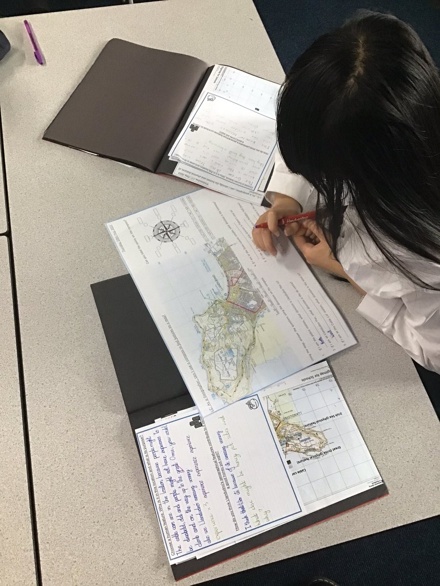MRPAyear4b's tweet photo. Using a compass, we are plotting directions on a map! https://t.co/wWyQnDtW10