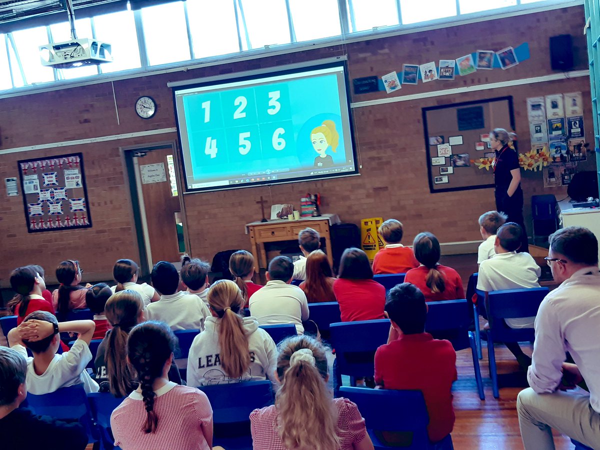 NYFRSselbyCSO's tweet photo. 🌞morning @KirkFentonPS delivering home fire safety and talking about the dangers of entering open water to the KS2 classes some excellent questions and answers from the students throughout #prevention #education #FloatToLive 🔥🚒 https://t.co/jpdq8Ll40S