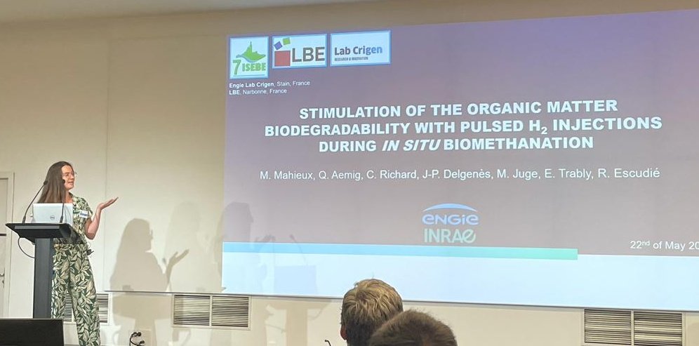 Margot Mahieux is now presenting her PhD work on in situ #biomethanation @7Isebe in collaboration with @ENGIELabCRIGEN