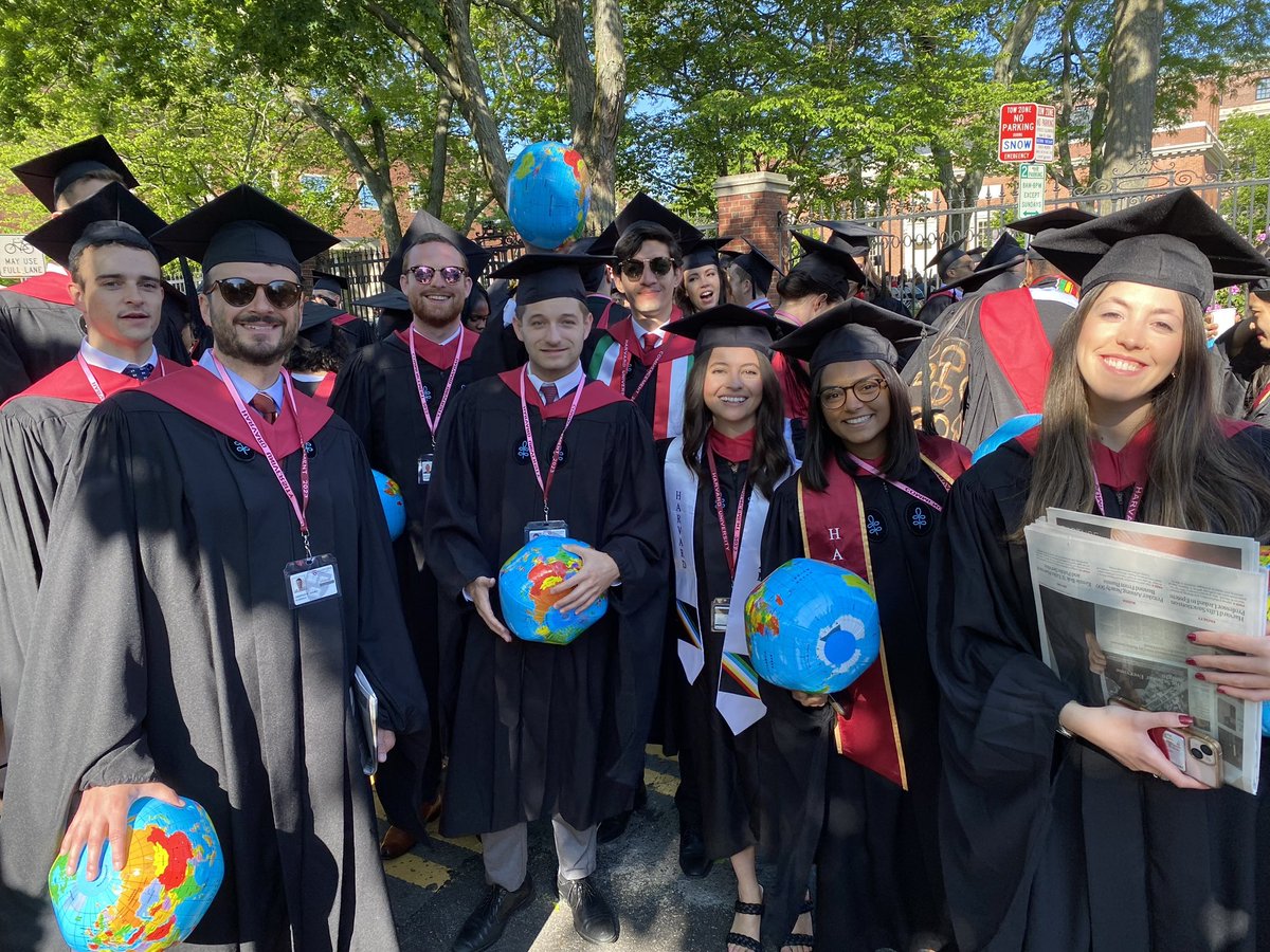 Todays the day we confer degrees to the Class of 2023! Welcome to Commencement Day ✨🎓 #HKSGrad