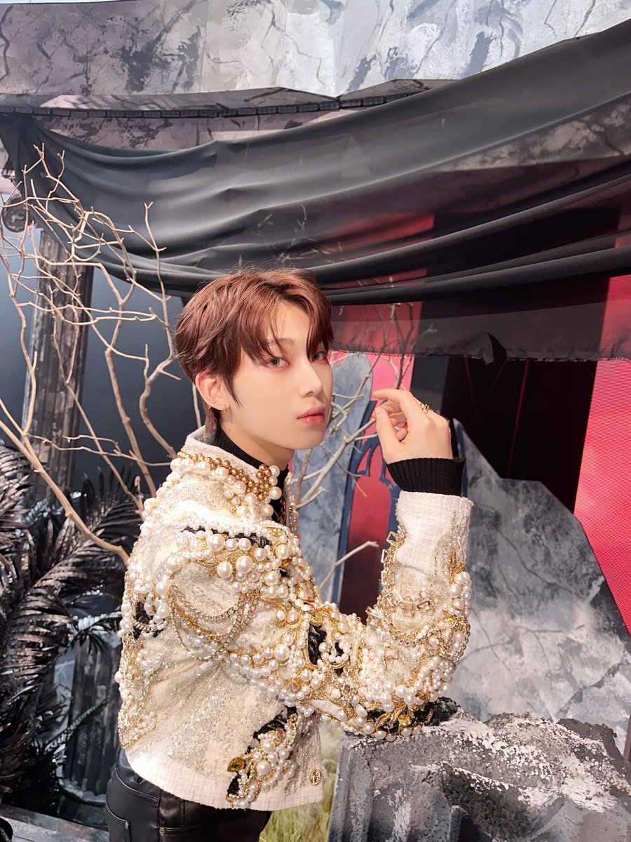 ENHYPEN WEVERSE tweet media