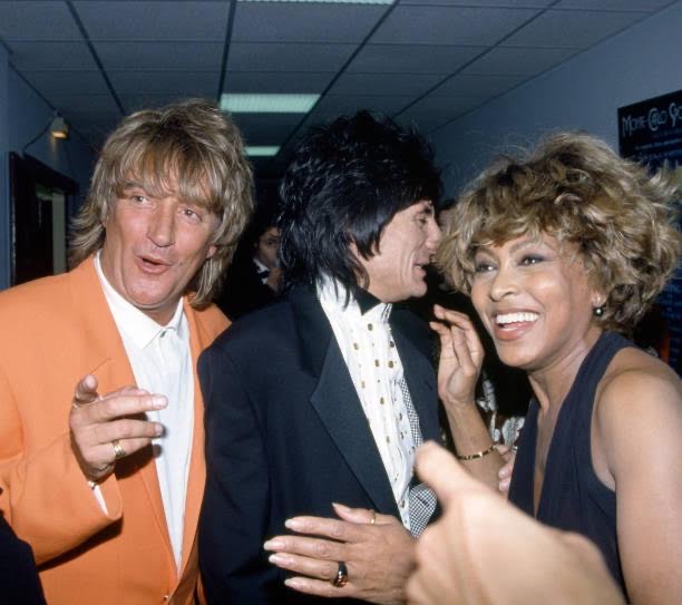 rodstewart's tweet image. I’m devastated, what a woman! A friend and mentor - ‘It takes two’ - but there was only one Tina Turner 💛