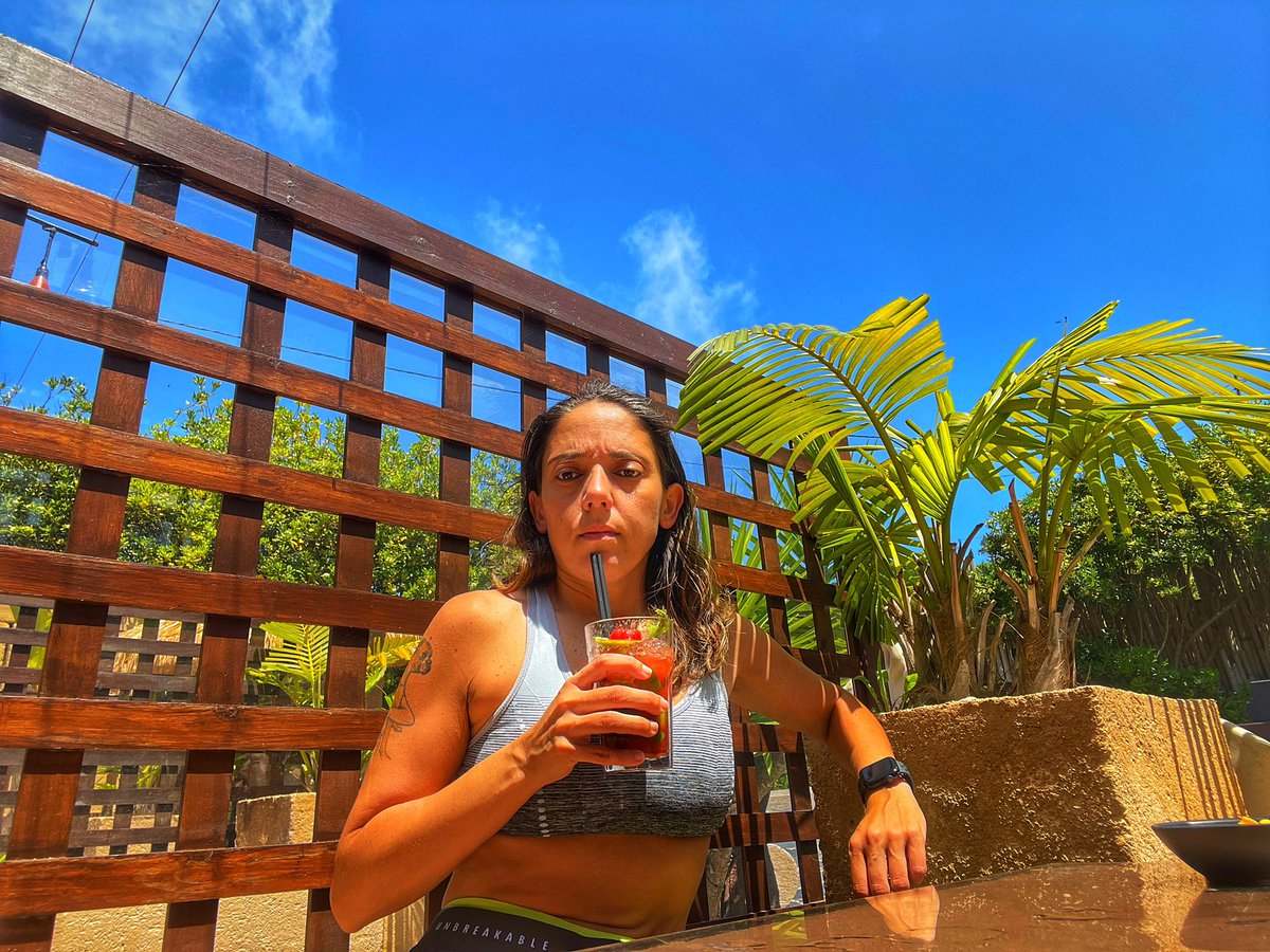 katiamartin86's tweet photo. Hace calor!!! Hay que hidratarse 🤣🤣 #mojito #beachday #18grados https://t.co/p9pjUqng1A