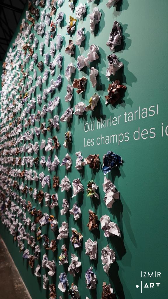 Ressam Onay Akbaş’ın çalışmalarından oluşan "Çizgi Bir Uçtan Öbür Uca Eskizler 1984 – 2023" sergisi 23 Mayıs’ta Kültürpark Atlas Pavyonu'nda ziyarete açıldı. İzmir Art olarak Onay Akbaş ile sergi, resimleri ve sanat yaşamı üzerine konuştuk.
Linkte.
izmir.art/tr/onay-akbas-…