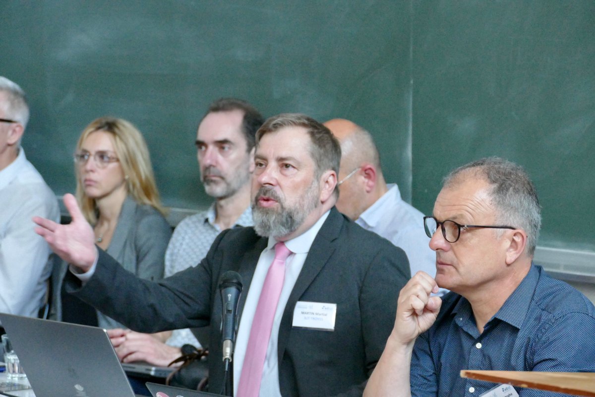 🔴 #AGADIUT2023 

🗳️ La liste présentée par <a href="/martialymartin/">Martial Martin</a>
a été élue durant l’assemblée générale annuelle de l’ADIUT, organisée à l’@iut_nca ce jeudi 25 mai 

▶️ Plus d'infos : bit.ly/3MC3iqs