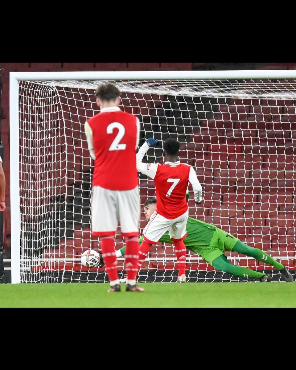 Cambridge United Goalkeepers tweet media