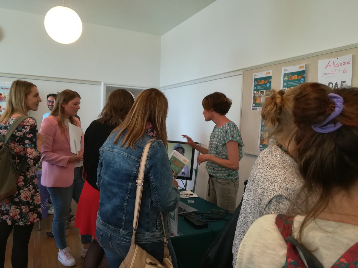 Canope_DTGE's tweet photo. 🇩🇪TRANSFRONTALIER🇫🇷
À la Journée transfrontalière de l'enseignement des langues à Sarrebruck. Un salon des éditeurs français organisé par @reseau_canope Grand Est avec @HachetteEdu, @CLEinter, @Clemi_Lorraine ...
et bien sûr #Quatsch disponible sur #PlaReLA !
@acnancymetz https://t.co/t4kgOVXucu