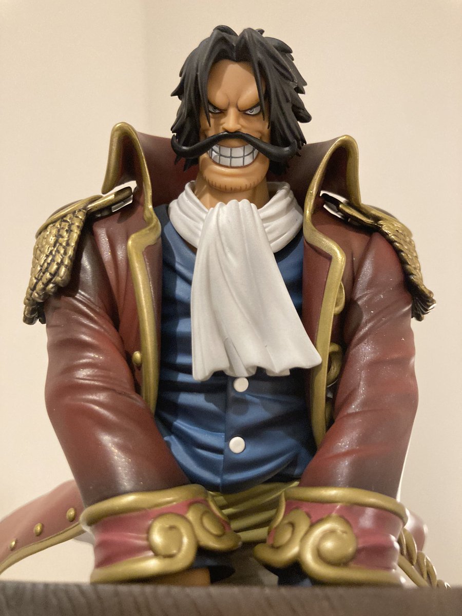 buchiharury's tweet photo. 「俺と一緒に、世界をひっくり返さねえか？」
ロジャー未開封品を見つけてしまったので迷わず購入しました
#ONEPIECE 
#メガハウス
#ワンピースフィギュア
#ゴールDロジャー
#POPDX https://t.co/1iKGPDMUp2