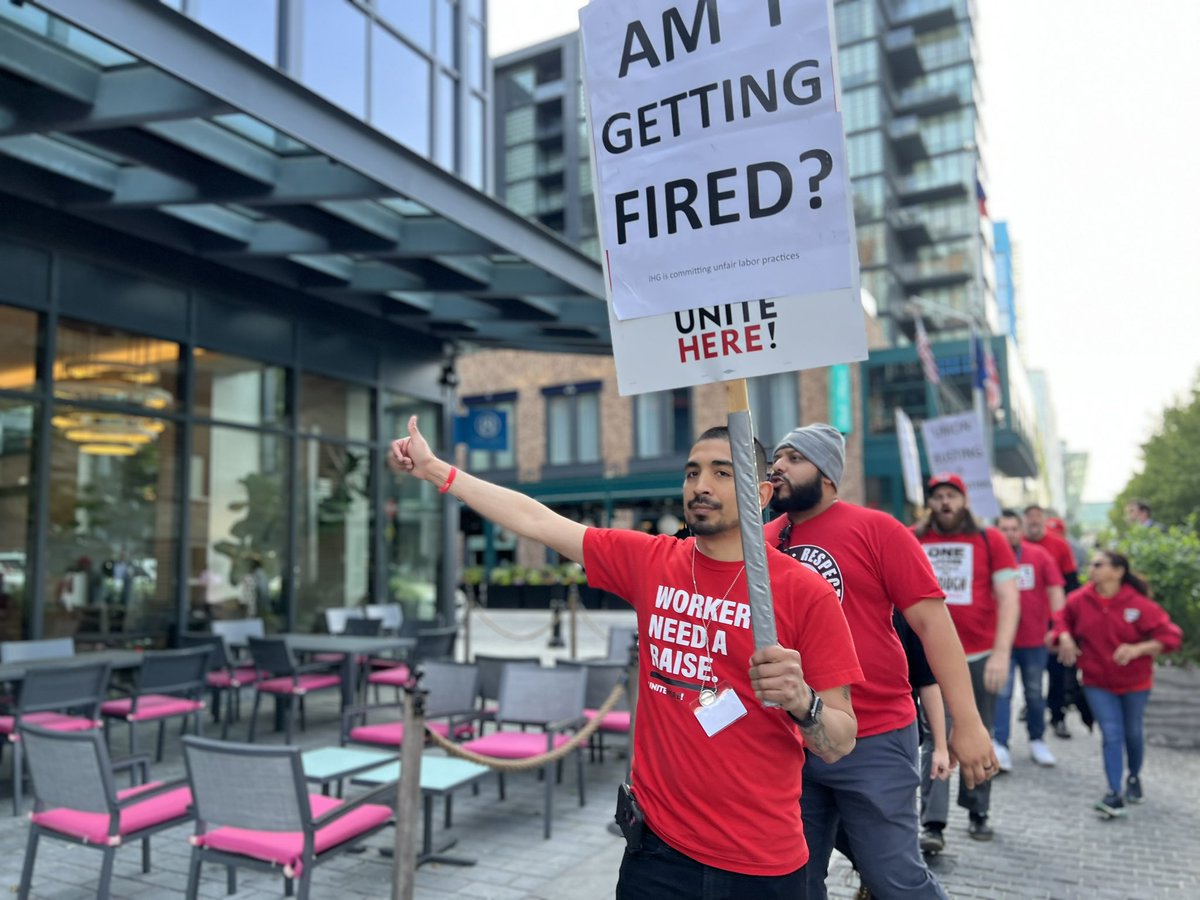 UHLocal25's tweet photo. We’re back! We’ve been out since 7AM at the InterContinental on The Wharf. 

Justice for InterCon and Moon Rabbit workers! https://t.co/ttJ3p7EAhp