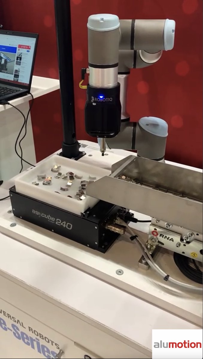 alumotionsrl's tweet image. In meno di 1 minuto vediamo all'opera 2 automazioni diverse fatte con @UR_Italy e @YamahaMotorEU accomunate dall'essere costruite intorno a un alimentatore di parti adatto a componentistica da 0,1 a 150 mm
linkedin.com/posts/alumotio…
#robotapplication